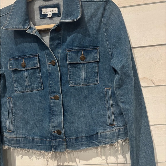 LOFT Blue Jean Jacket Classic Denim Style - Picture 4 of 11